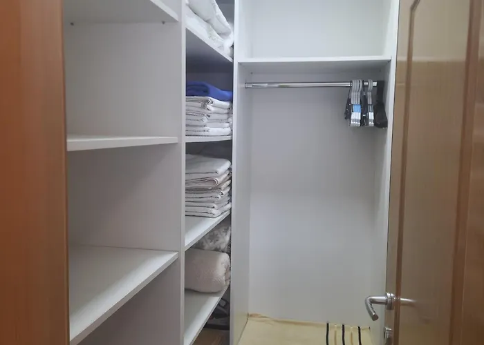 Sunset View * Veliki Humac